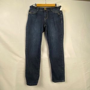 Classic Dark Blue Cropped Jeans